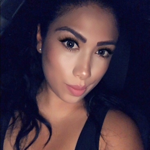 Meet your Posher, Veronica - Picture 1 of 1